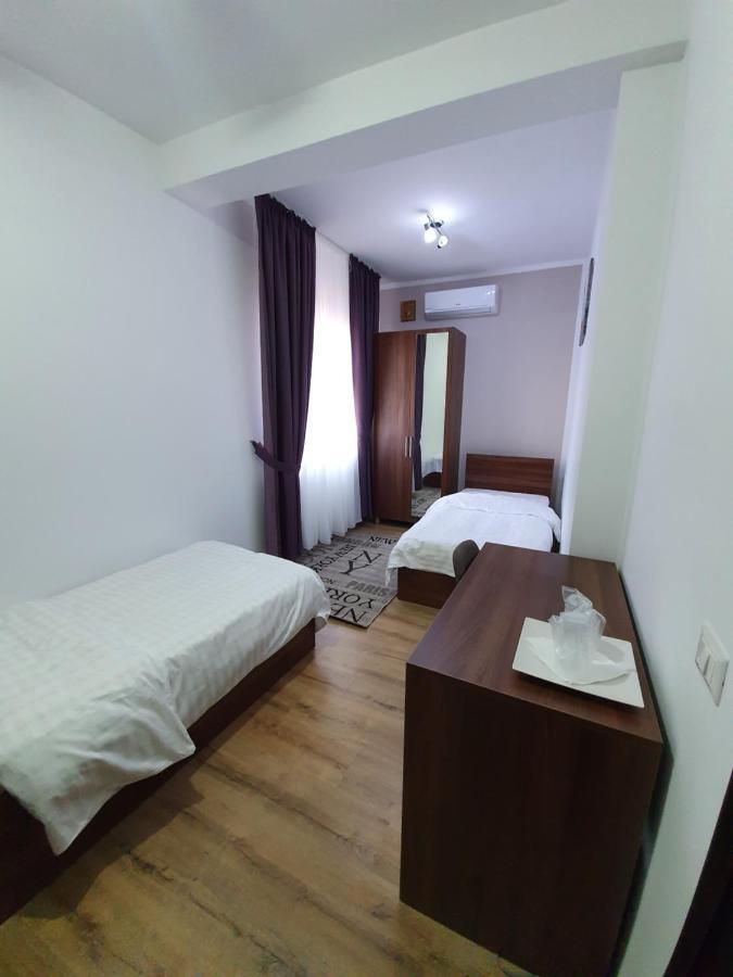 Vily Luxury Rooms Focşani Екстериор снимка