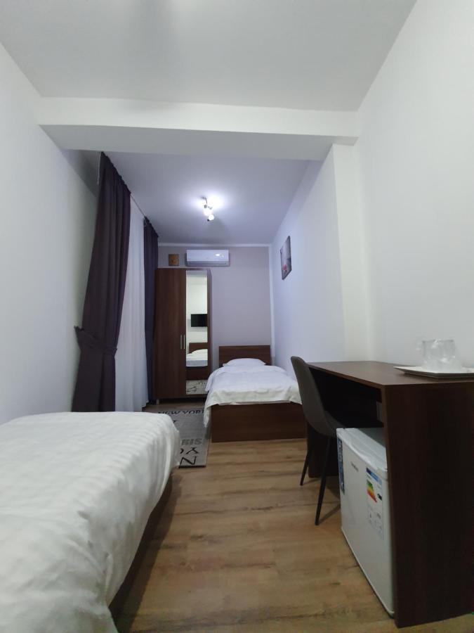 Vily Luxury Rooms Focşani Екстериор снимка